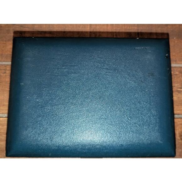 Vintage Italian Tooled Leather and Wood Hinged Jewelry Trinket Box 6.5 X 5 inch - Picture 6 of 8